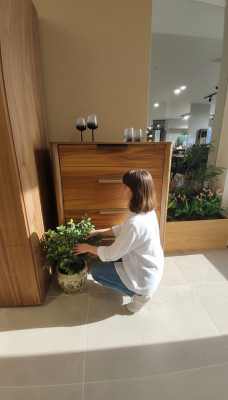 Luxe slaapkamer commode met 4 laden houten kast ontwerp meubels hout Nieuw.