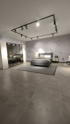 Designer slaapkamer set Bed 2x Nachtkastjes Kledingkast Nieuw en Luxueus.