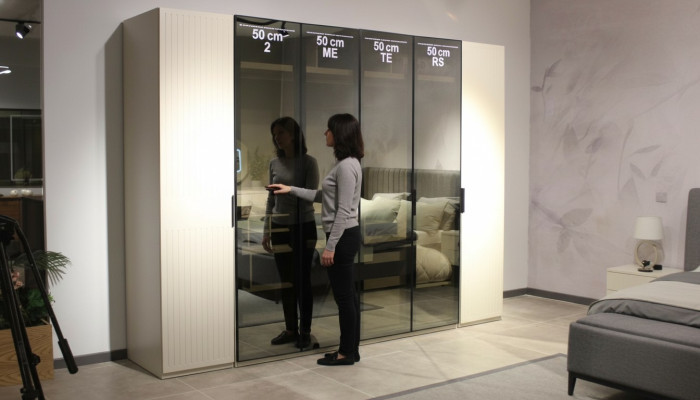 Nieuwe en moderne slaapkamer Hoge kwaliteit kledingkast met elegant design