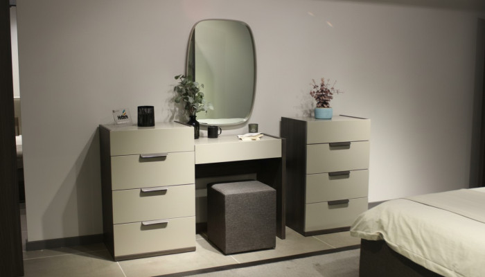 Kaptafel met spiegel Make-up Slaapkamer Design Meubels Hout 2-delig Nieuw