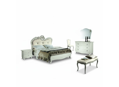 Klassiek bed Luxe bedden Chesterfield meubels Slaapkamer Barok Hotel Stof.