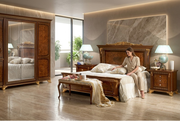 Slaapkamer barok rococo houten meubels bed gestoffeerde luxe tweepersoonsbedden