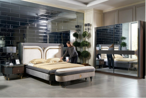 Set Slaapkamer Bed Nachtkastje Kledingkast Kruk Luxe Design 5-delig