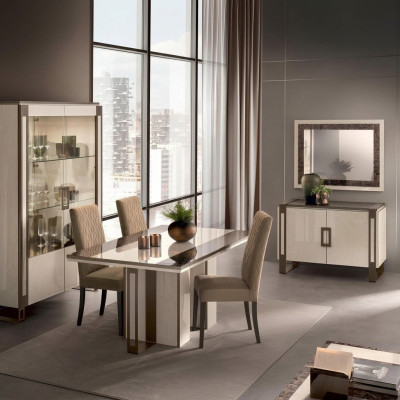 Eetkamerset 3-dlg. Eettafel Vitrine Dressoir modern eetkamer meubelset Italië