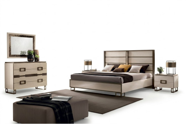 Slaapkamer Bed Nachtkastje Commode Spiegel Bed met bekleding Tweepersoonsbed Set van 5 stuks.