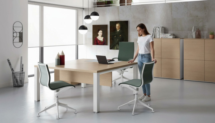 Kantoormeubelen Vergadertafel Bureau Laptop bureau Vergadertafel Tafel Tafels