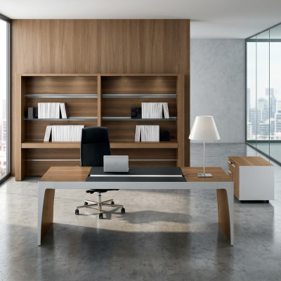 Italiaans kantoormeubel bureau Italiaans meubilair computermateriaal tafels