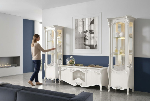 Klassieke woonwand woonkamer dressoir vitrine RTV-rek wandkast 3-delig.
