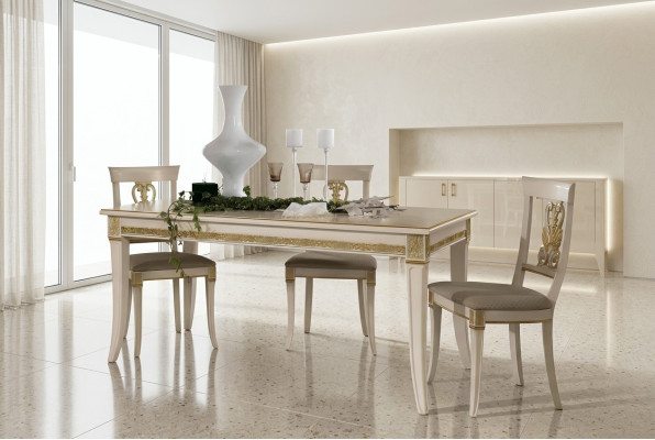 Klassieke eettafel massief hout eetkamer set + 4x stoel set stoelen Barok