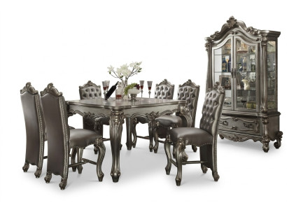 Klassieke grijze eetkamer sfeer Designer vierkante eettafel leren Chesterfield stoelen 7-delig.