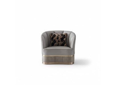 Woonkamer luxe fauteuils hotel gestoffeerde stoelen moderne eenzitters ontwerper
