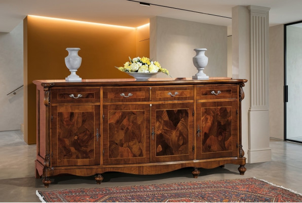 Commode Klassiek kast Massief houten meubilair Italiaanse inrichting Dressoir