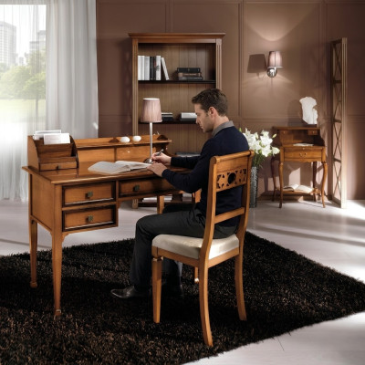 Secretaris bureau Italiaanse stijl meubelen inrichting massief houten bureau table