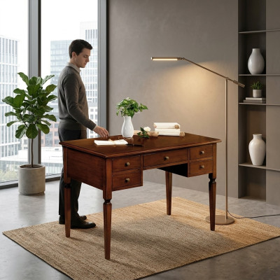 Antieke schrijftafel, Engelse tafels, massief houten tafel, secretaire, kantoor, nieuw.
