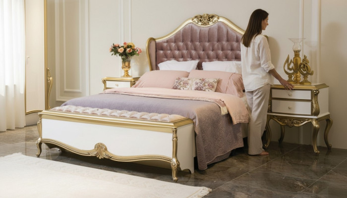 Chesterfield bedframe ontwerp gestoffeerd luxe bed slaapkamer bedden roze