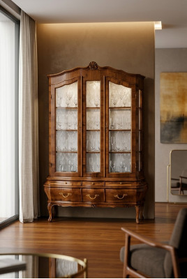 Woonkamer dressoir met 3 laden en glazen deuren Eetkamer dressoir massief hout