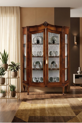 Woonkamer dressoir glazen kast vitrine eetkamer dressoir houten kasten meubels.