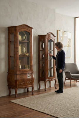 Luxe vitrinekast Klassieke vitrines Woonkamer kasten Dressoir Hout Nieuw.