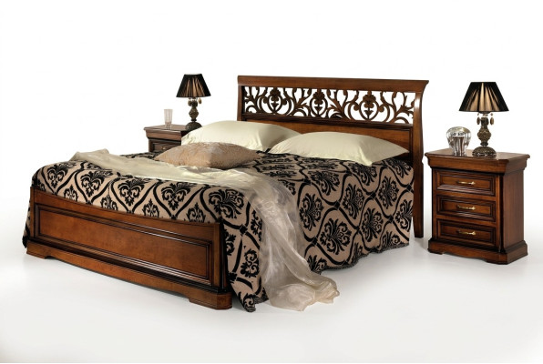 Italiaanse slaapkamer meubelen Bed Nachtkastje Massief houten bedden set 3-delig