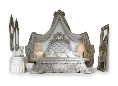 Chesterfield bed zilver luxe slaapkamer bedden Italiaans meubilair ontwerp nieuw.