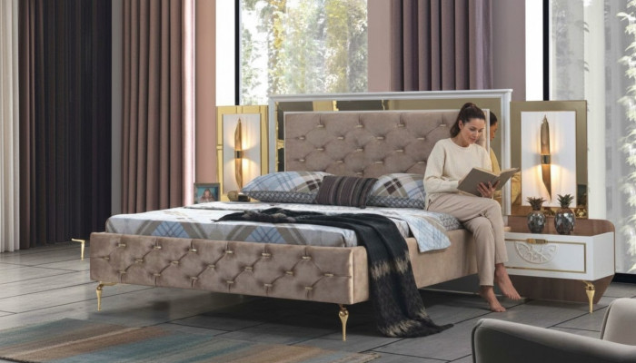 Chesterfield bed gestoffeerd ontwerp luxe dubbel hotel Italiaans