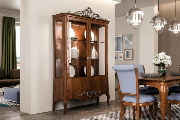 Woonkamer dressoir glazen kast vitrine eetkamer dressoir houten kasten meubels.