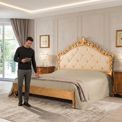 Nieuw luxe Chesterfield tweepersoonsbed met een bewerkt hoofdeinde.