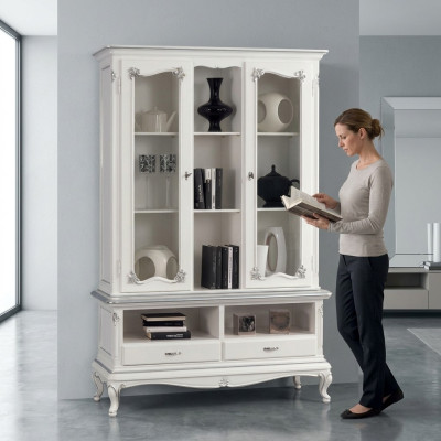Woonkamer vitrinekast boekenplank dressoir klassieke meubels houten planken