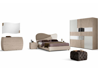 Set 6-delige slaapkamer: bed, nachtkastje, commode, spiegel, kledingkast, set.