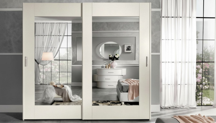 Luxe kledingkast met zweefdeuren slaapkamerkast kasten hout modern