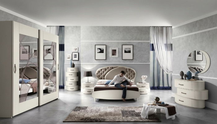Garnituur Set 7-delig Slaapkamer Bed Nachtkastje Commode Spiegel Kledingkast