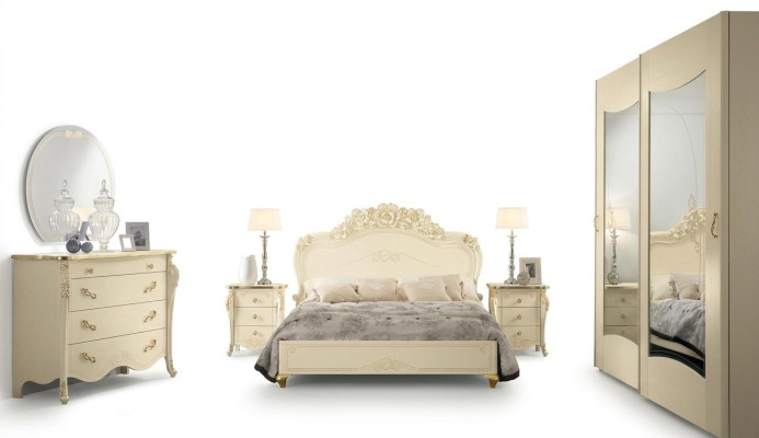 Slaapkamer set Bizzotto Bed Nachtkastje Dressoir Spiegel Kledingkast 5-delig.
