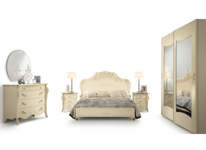 Slaapkamer set Bizzotto Bed Nachtkastje Dressoir Spiegel Kledingkast 5-delig.