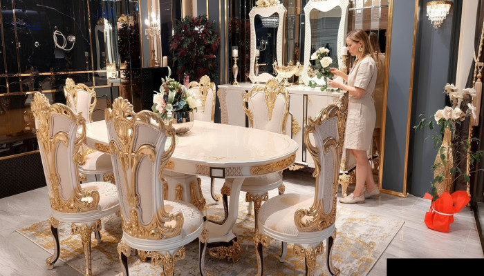 Luxe eetkamer eettafel stoel houten tafels tafel barok eetstoelen meubelgroep