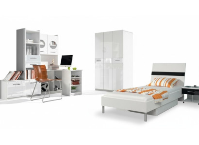 Wit kinderkamer set kast commode tafel hout hoogglans 5-delig.
