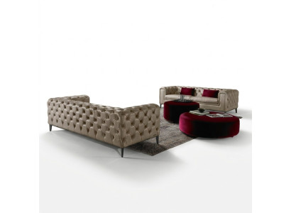 Luxe 3+3 zits bankstel in beige van Chesterfield.