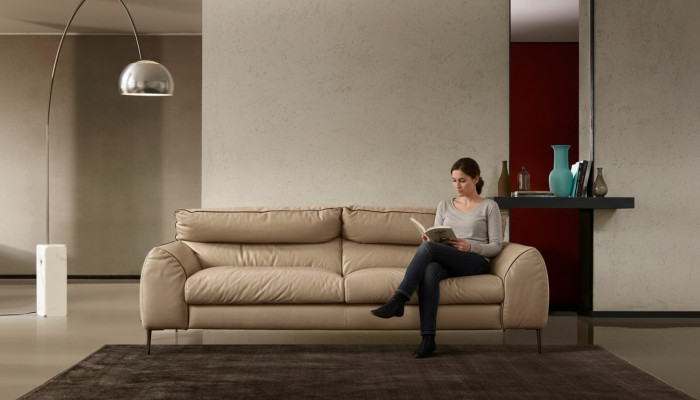 Woonkamer leren bankstel Beige tweezitter Designbanken Beklede banken 2 zits Prianera