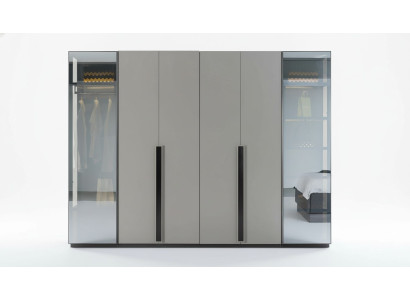 Elegante slaapkamer kledingkast Glazen kast Transparante fronten Kast