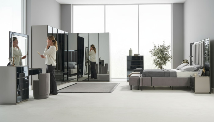 Luxe glazen slaapkamerbed nachtkastje hoekkast commode spiegel kruk grijs