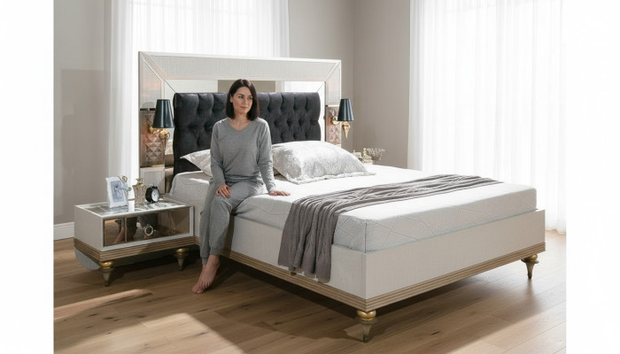 Luxe bed met glaselementen tweepersoonsbed bedframe meubels 180x200
