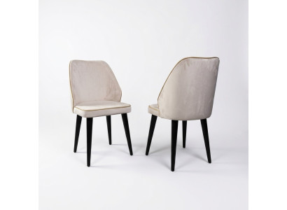 Witte gestoffeerde stoel Luxe eetkamer fauteuil met houten poten Ontworpen meubel