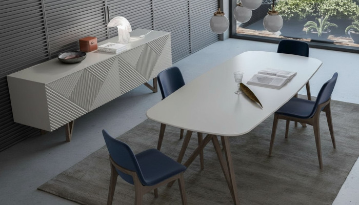 Eetkamerset Moderne eetkamerset Wit dressoir met opbergruimte