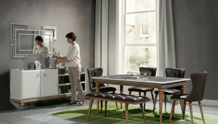 Eetkamer set Bank Tafel Stoelen Eetgroep Tafelset Dressoir 6-delig.