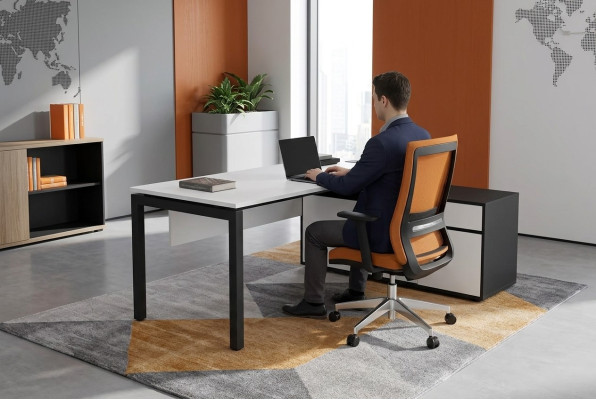 Witte werktafel computertafel kantoortafels houten meubels schrijfmeubels modern.