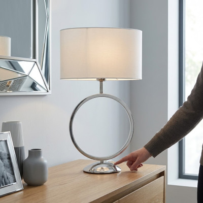 Woonkamer tafellamp Nachtkastje lamp Nieuwe witte kleur Bureaulamp bijzettafellamp Nieuwe witte kleur