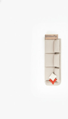 Comfortabele 5-zits bank in eenvoudig beige en modern design
