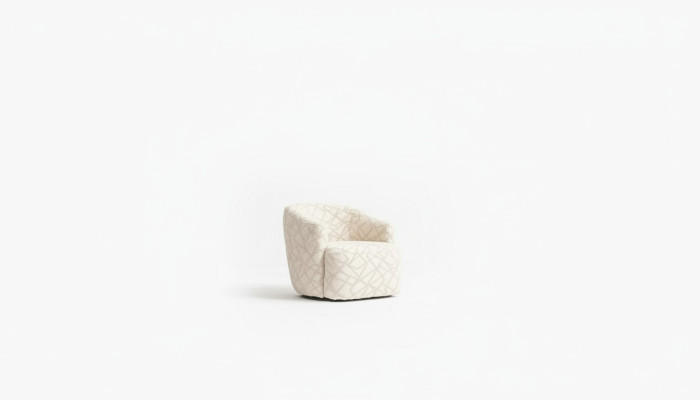Gevoerde cocktail fauteuil in een aangename kleur in een modern ontwerp
