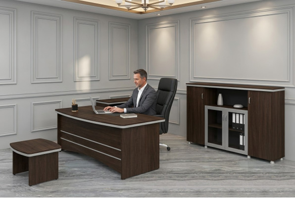 Modern kantoorset bureau kast bijzettafels Compleet 4-delig.