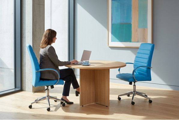 Ronde thuiskantoor Nieuw kantoormeubilair WERKTAfel ontwerper