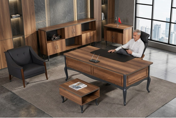 Werkkamer bureau luxe design tafel kantoor kantoormeubels directiebureau